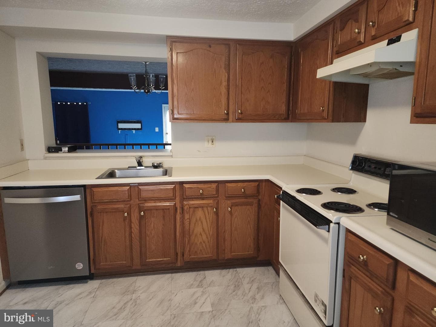 8130 Township Drive photo 3