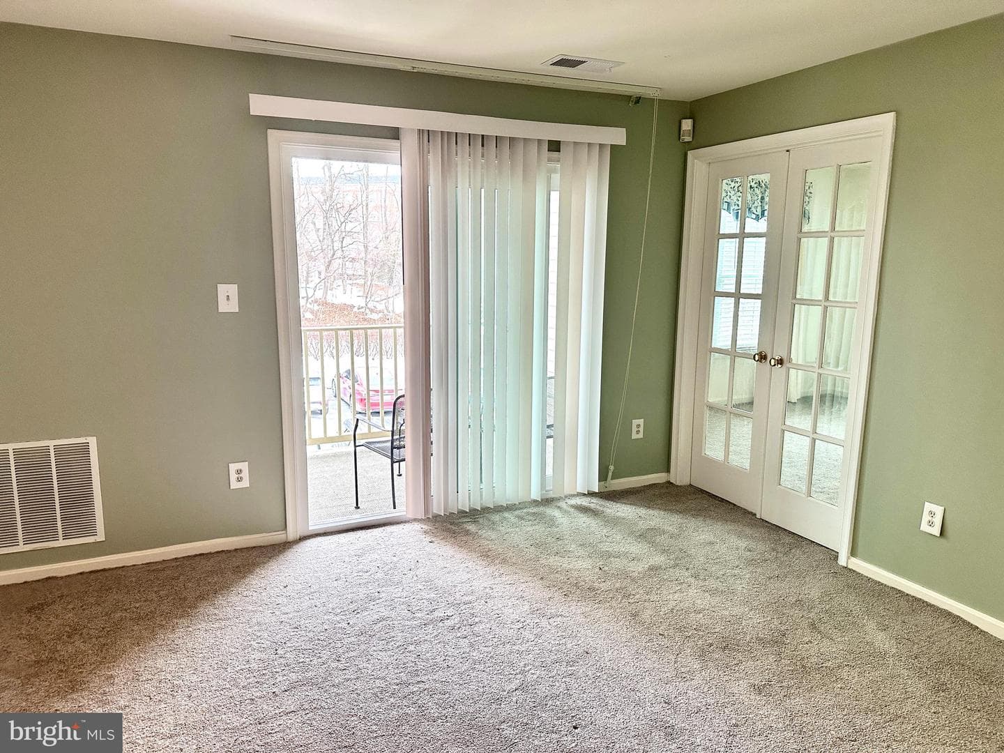 8905 Stone Creek Place #201 photo 6
