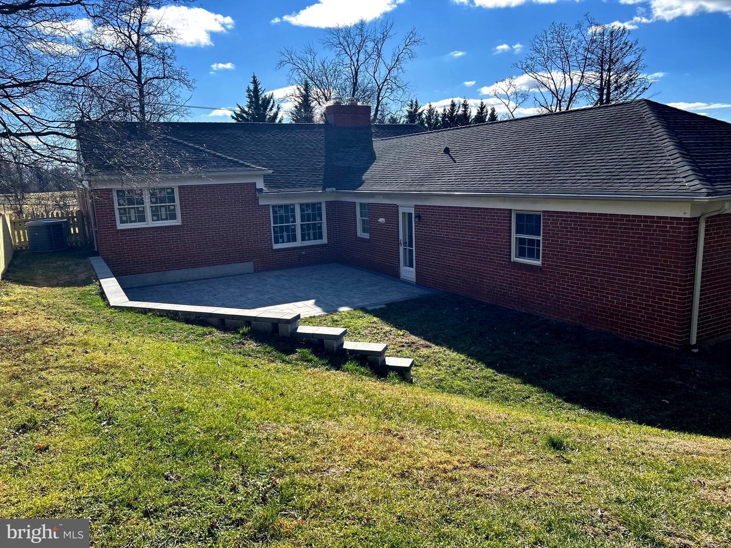 1000 Stevenson Lane photo 18