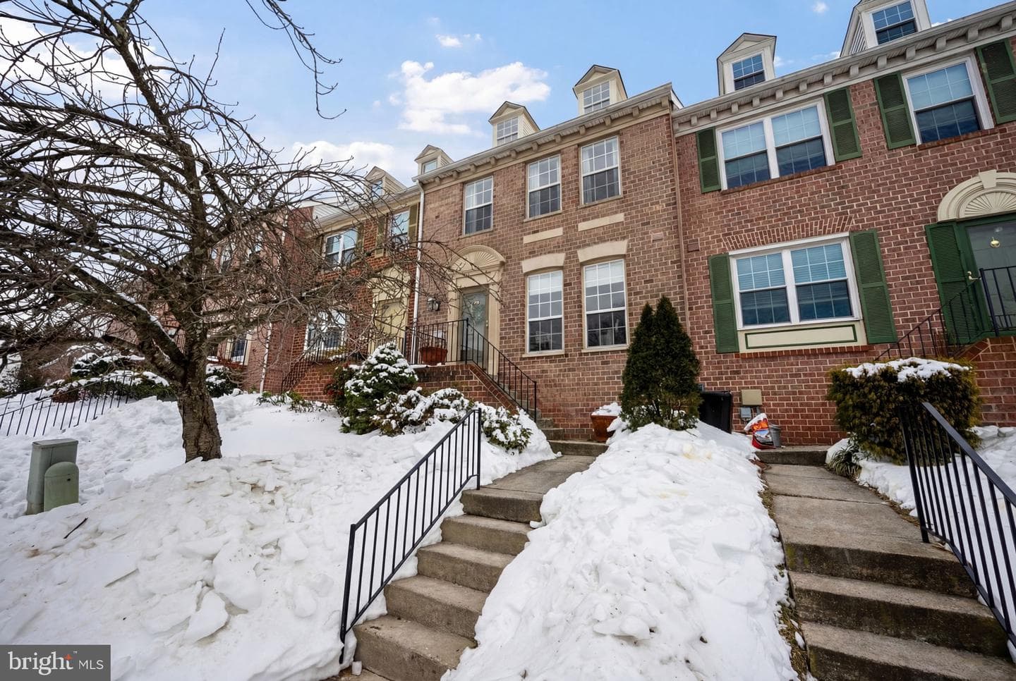 9 Roger Valley Court photo 2