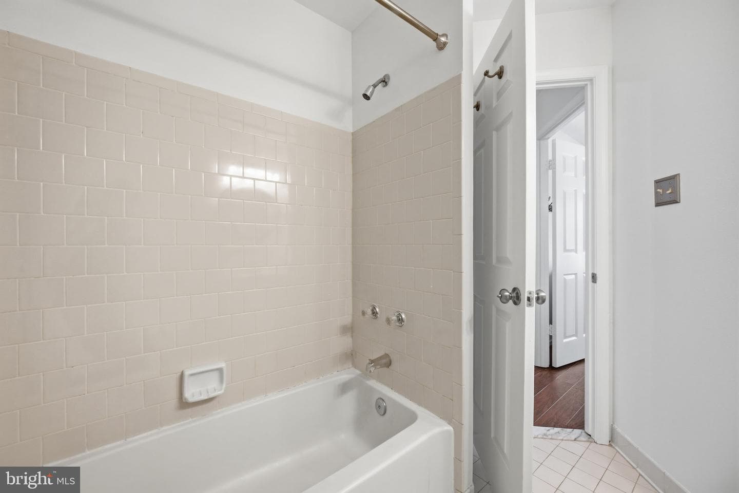 9 Roger Valley Court photo 34