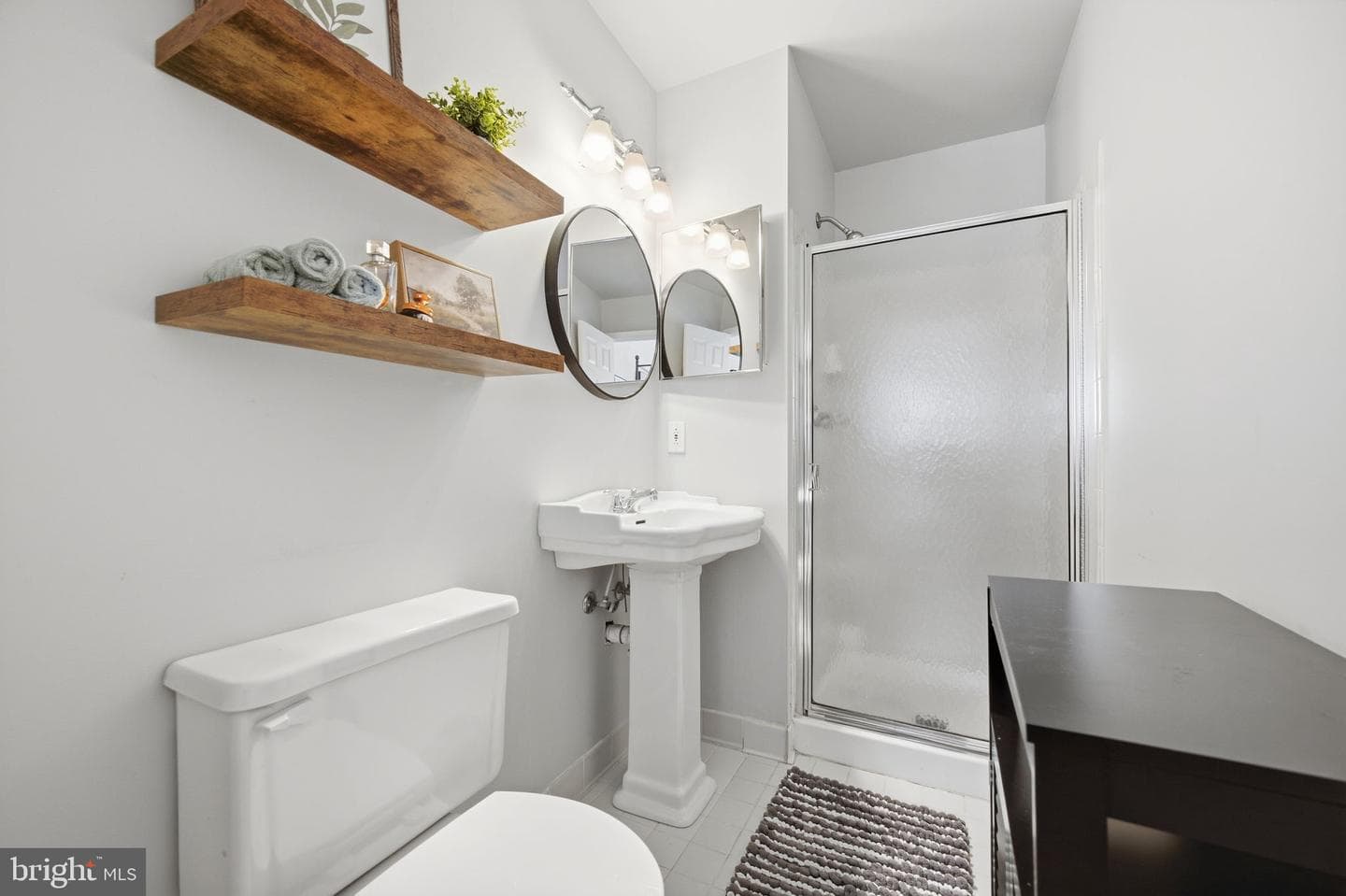 9 Roger Valley Court photo 42