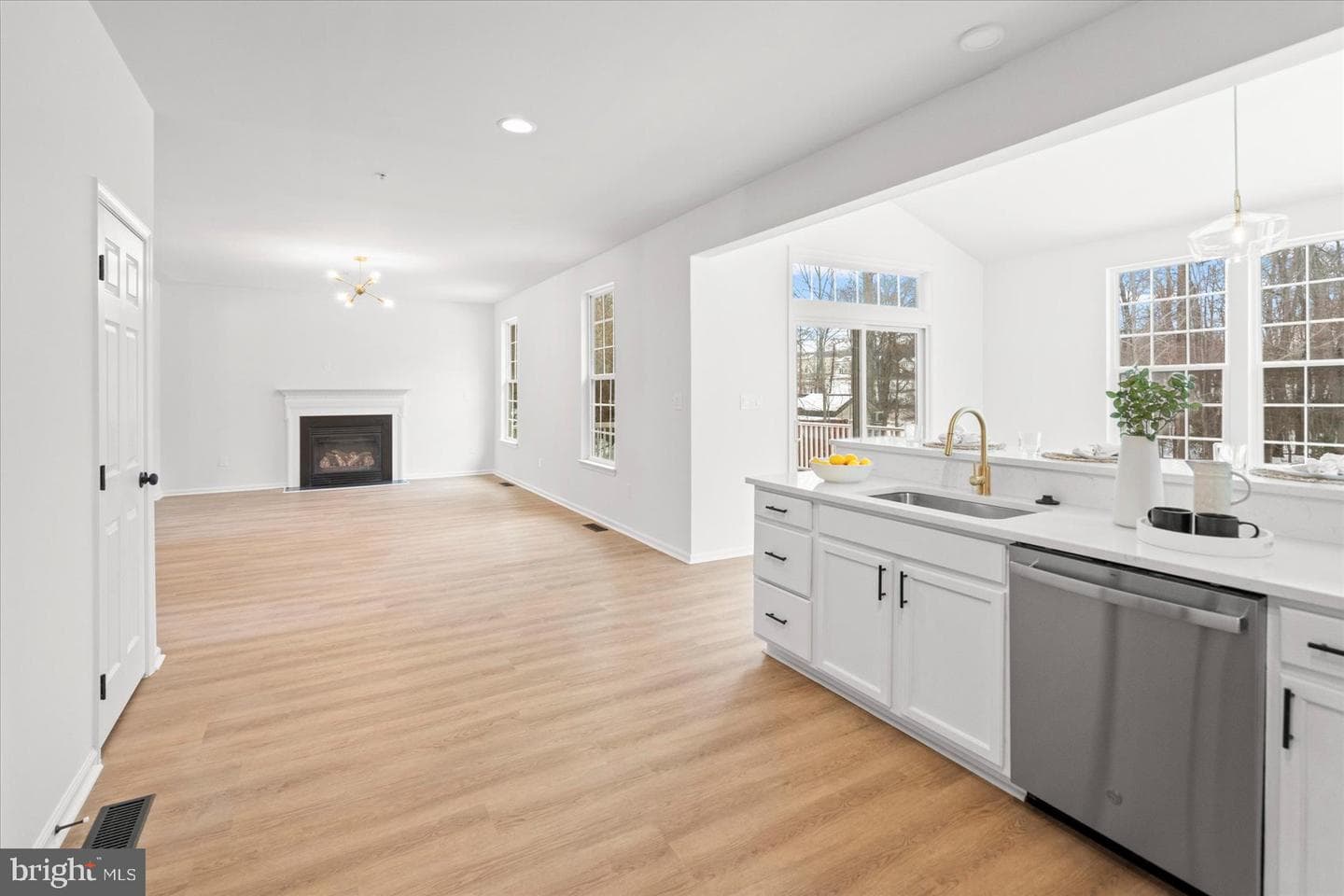 917 Gladway Road photo 22