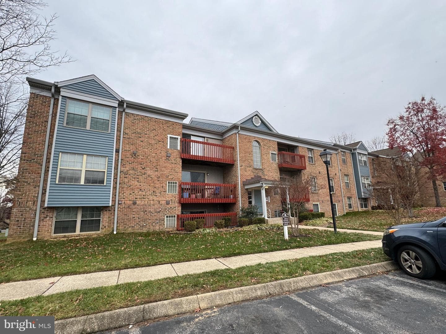 1260 Sugarwood Circle #102