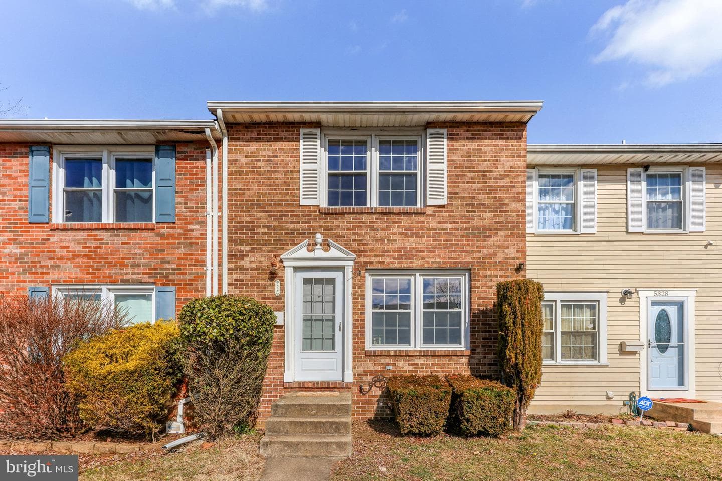 5326 King Arthur Circle photo 1