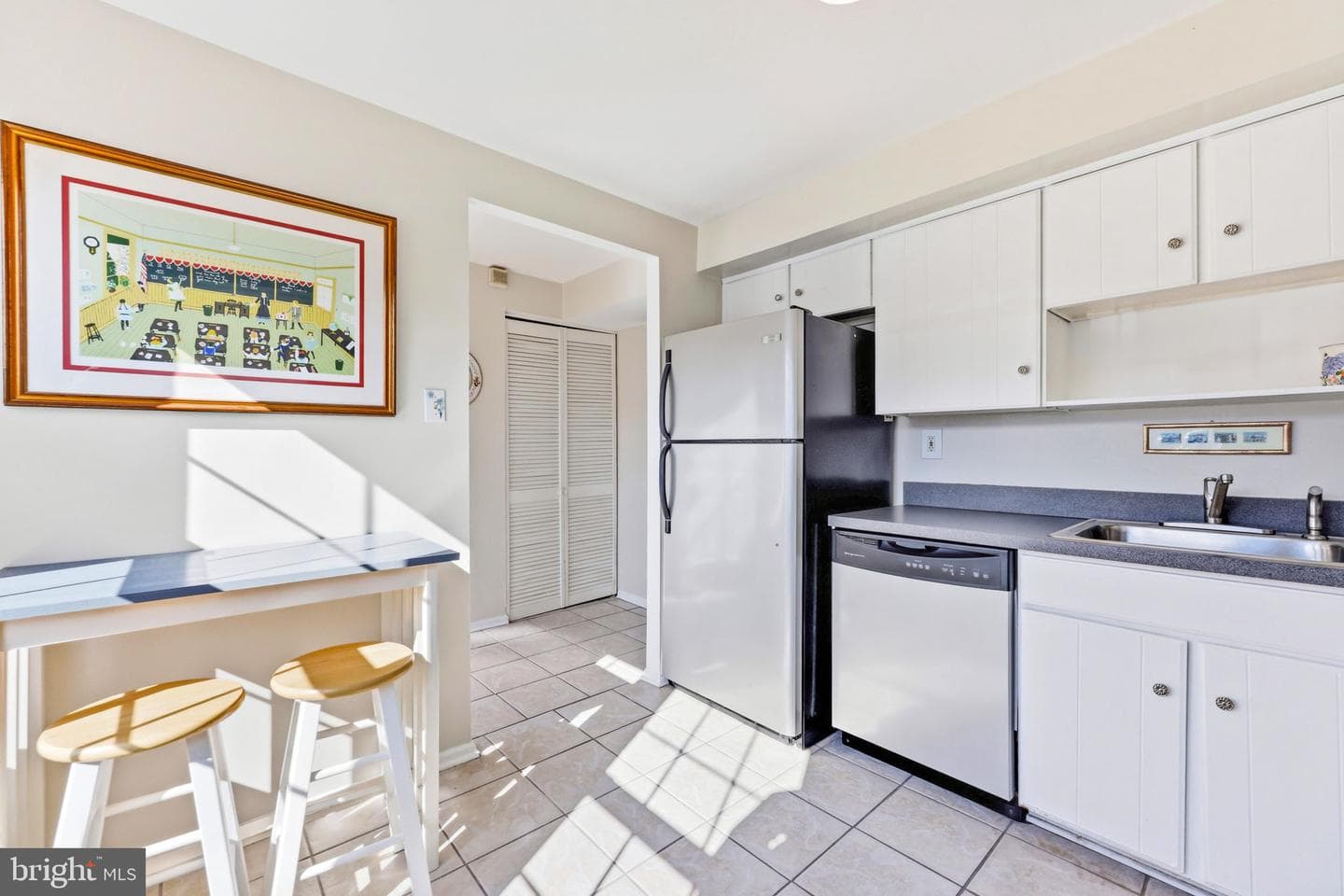 5326 King Arthur Circle photo 7
