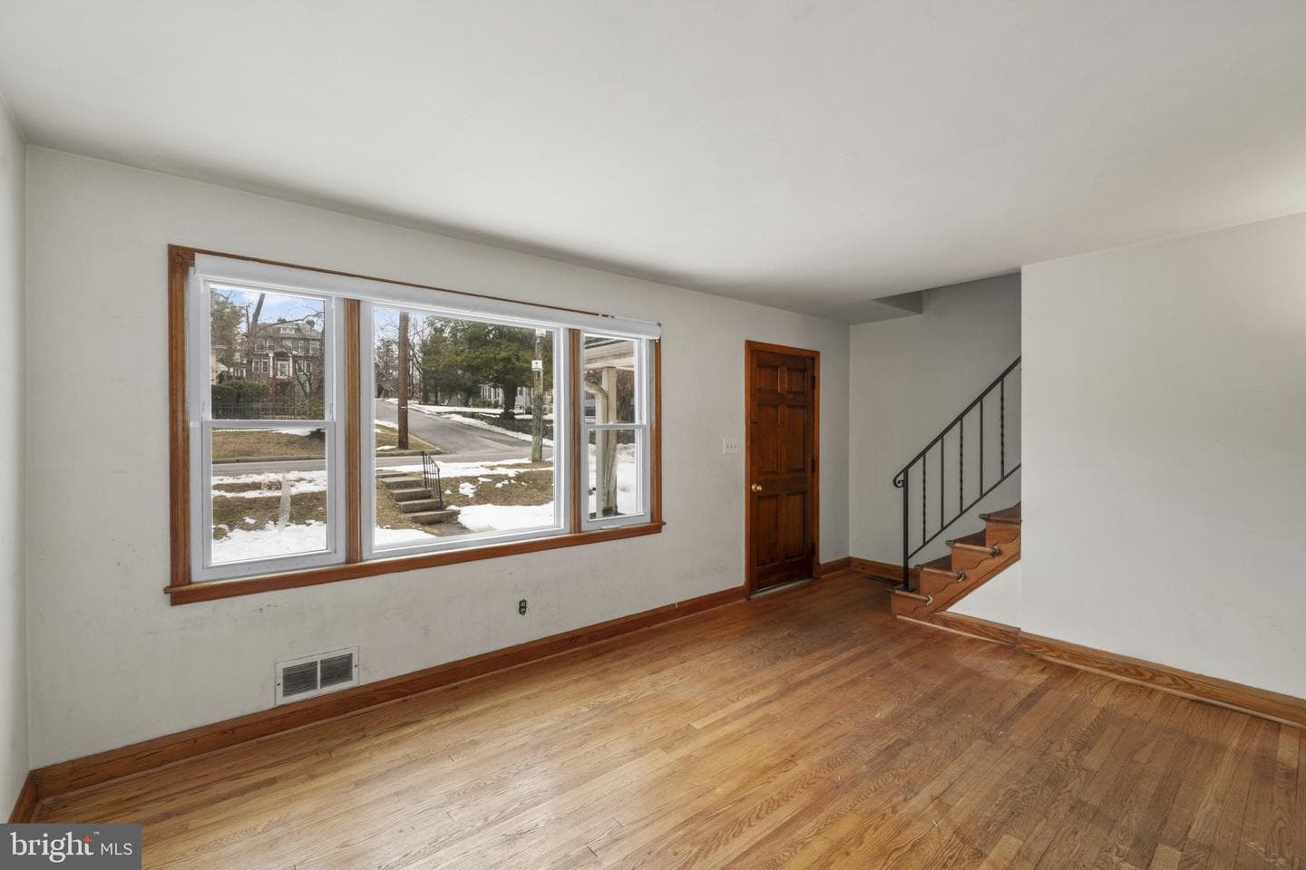 1710 Selma Avenue photo 5