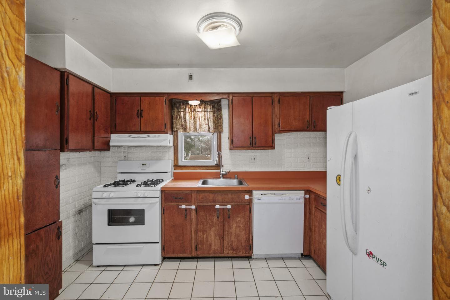 1710 Selma Avenue photo 8