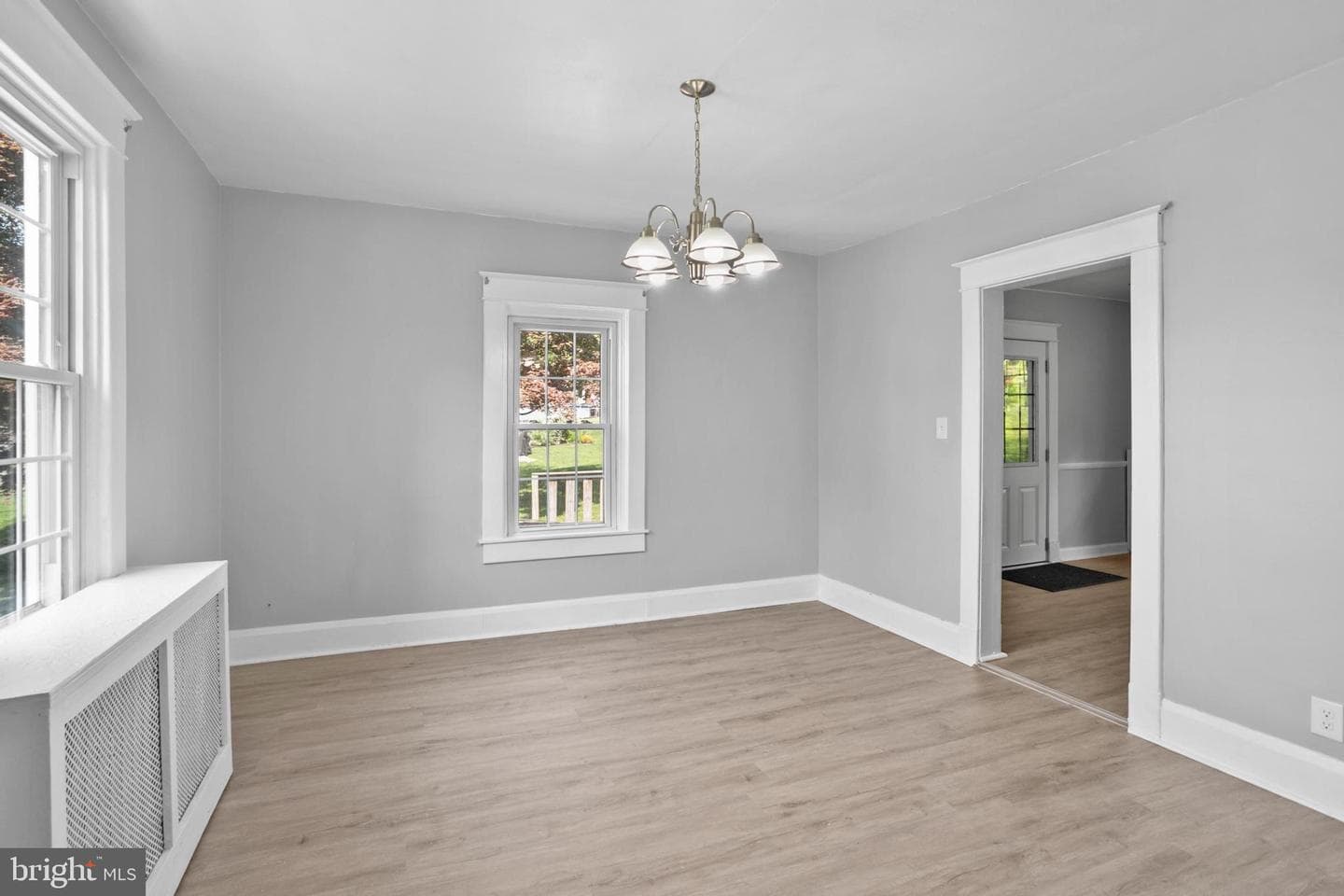 8633 Fowler Avenue photo 19