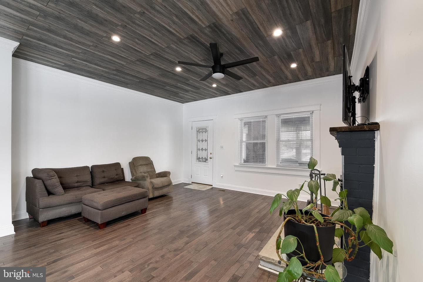 1502 Vesper Avenue photo 11