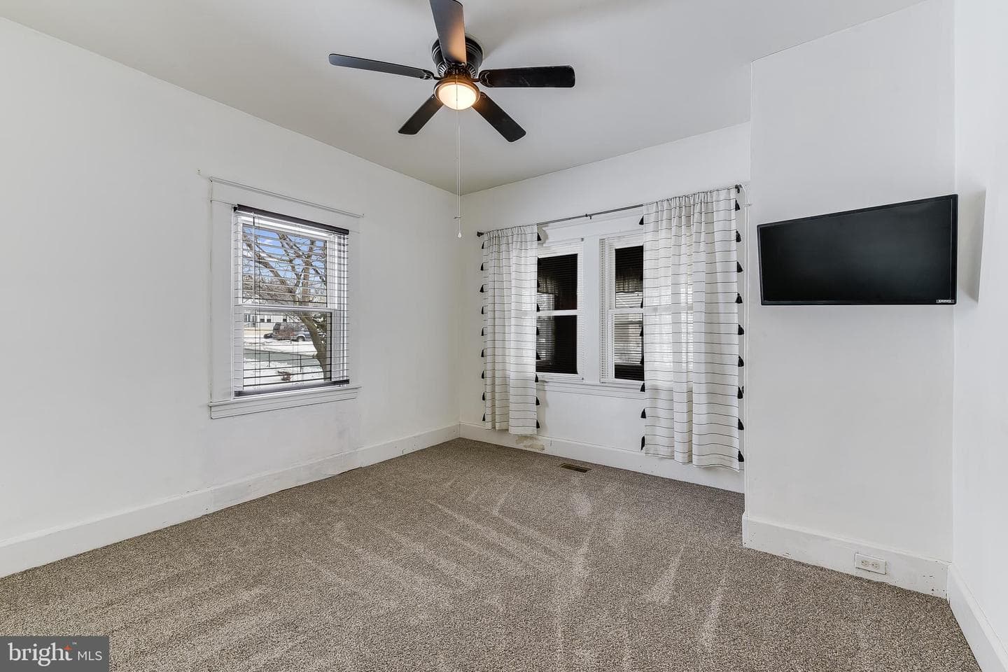 1502 Vesper Avenue photo 16