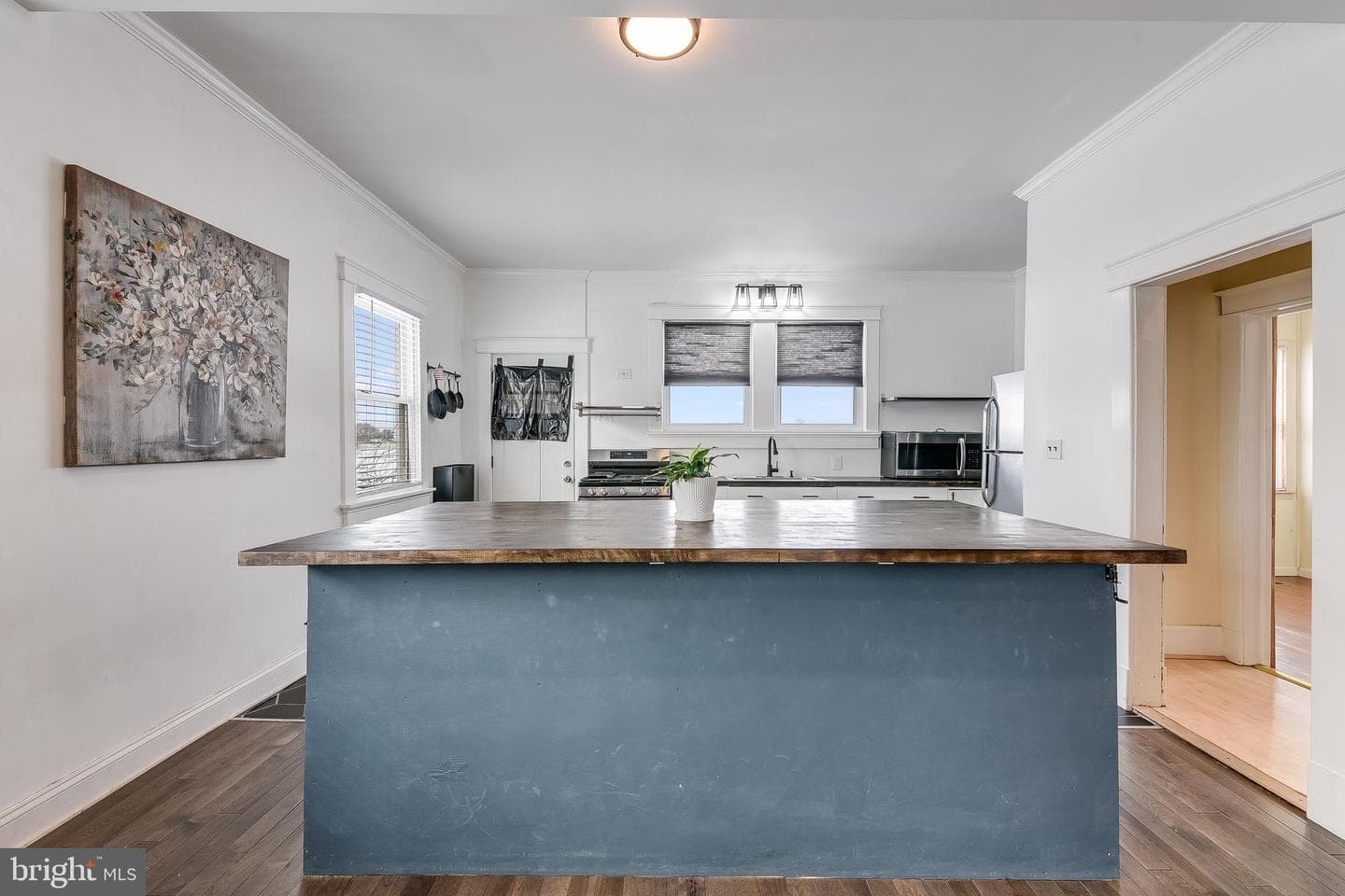 1502 Vesper Avenue photo 5