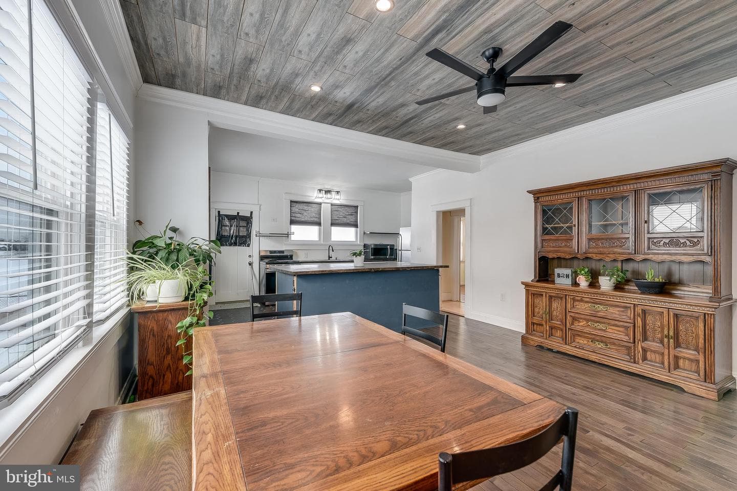 1502 Vesper Avenue photo 8