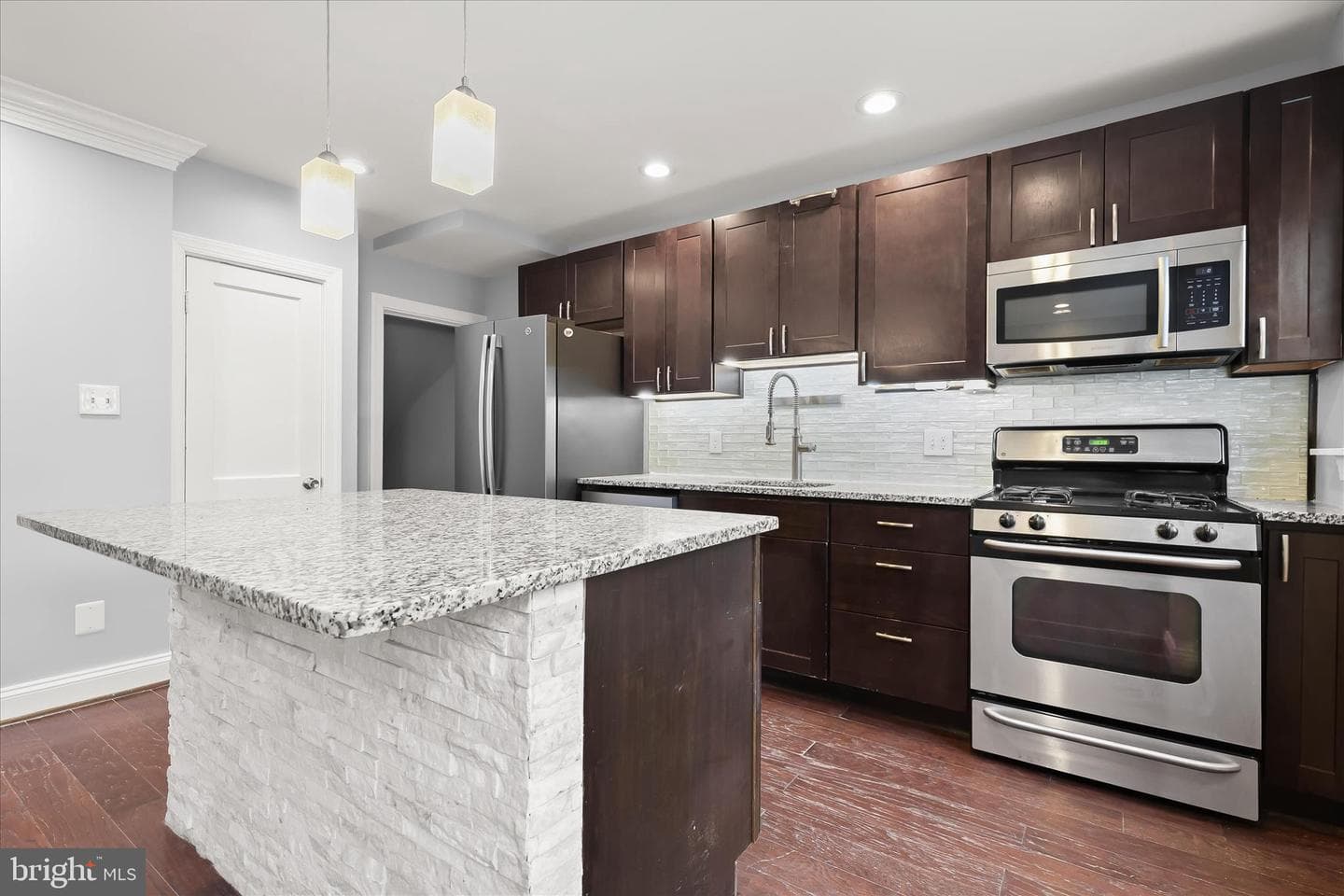 312 Leeanne Road photo 15