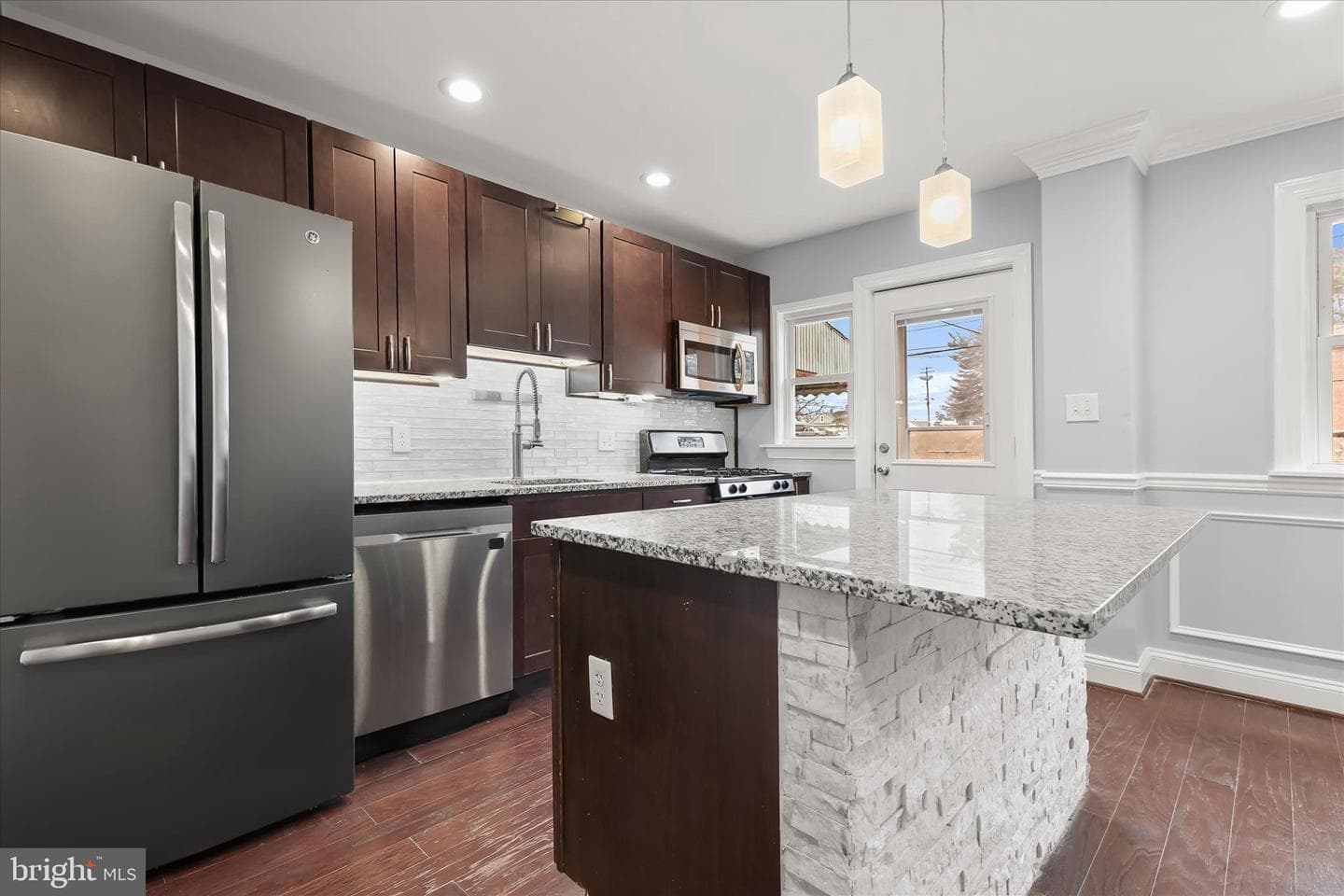312 Leeanne Road photo 17