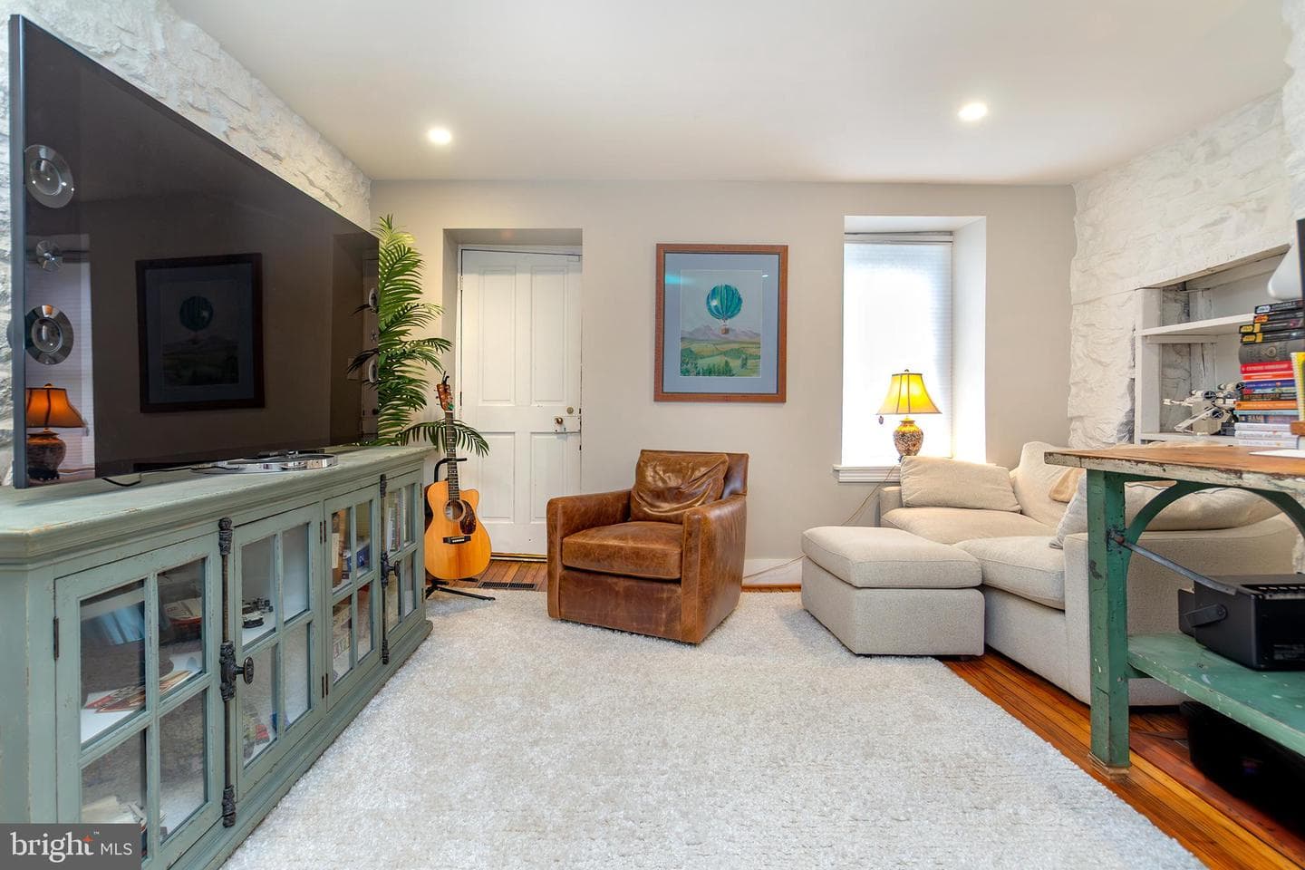10108 Falls Road photo 38