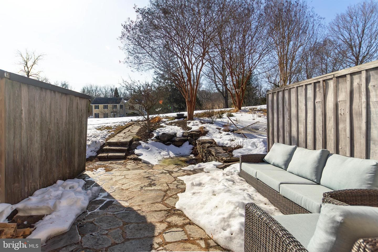 10108 Falls Road photo 48