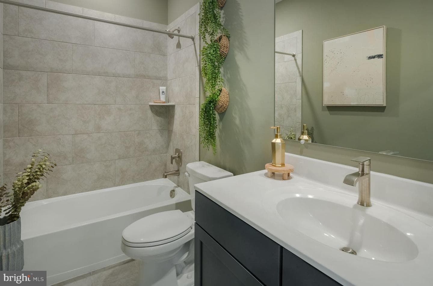 188 Kelly Way photo 9