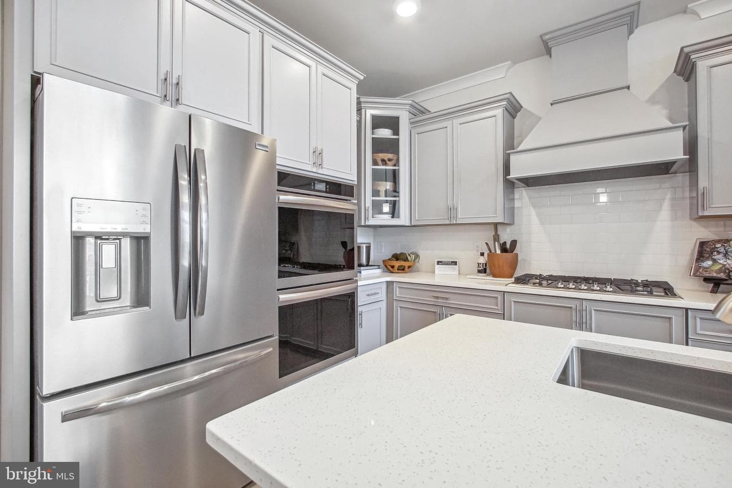 182 Kelly Way photo 17