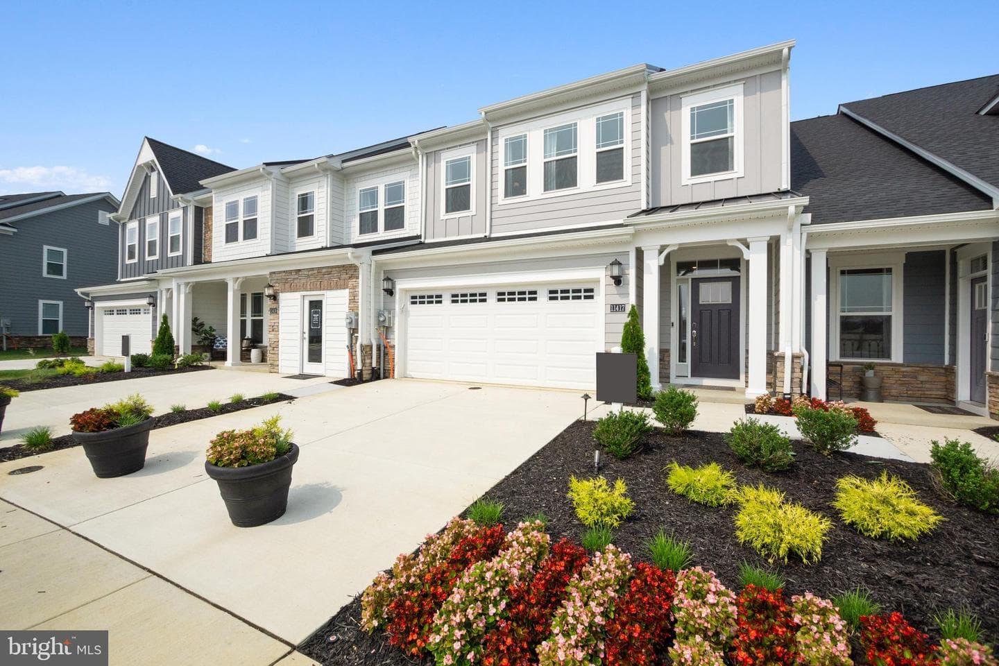 182 Kelly Way photo 3