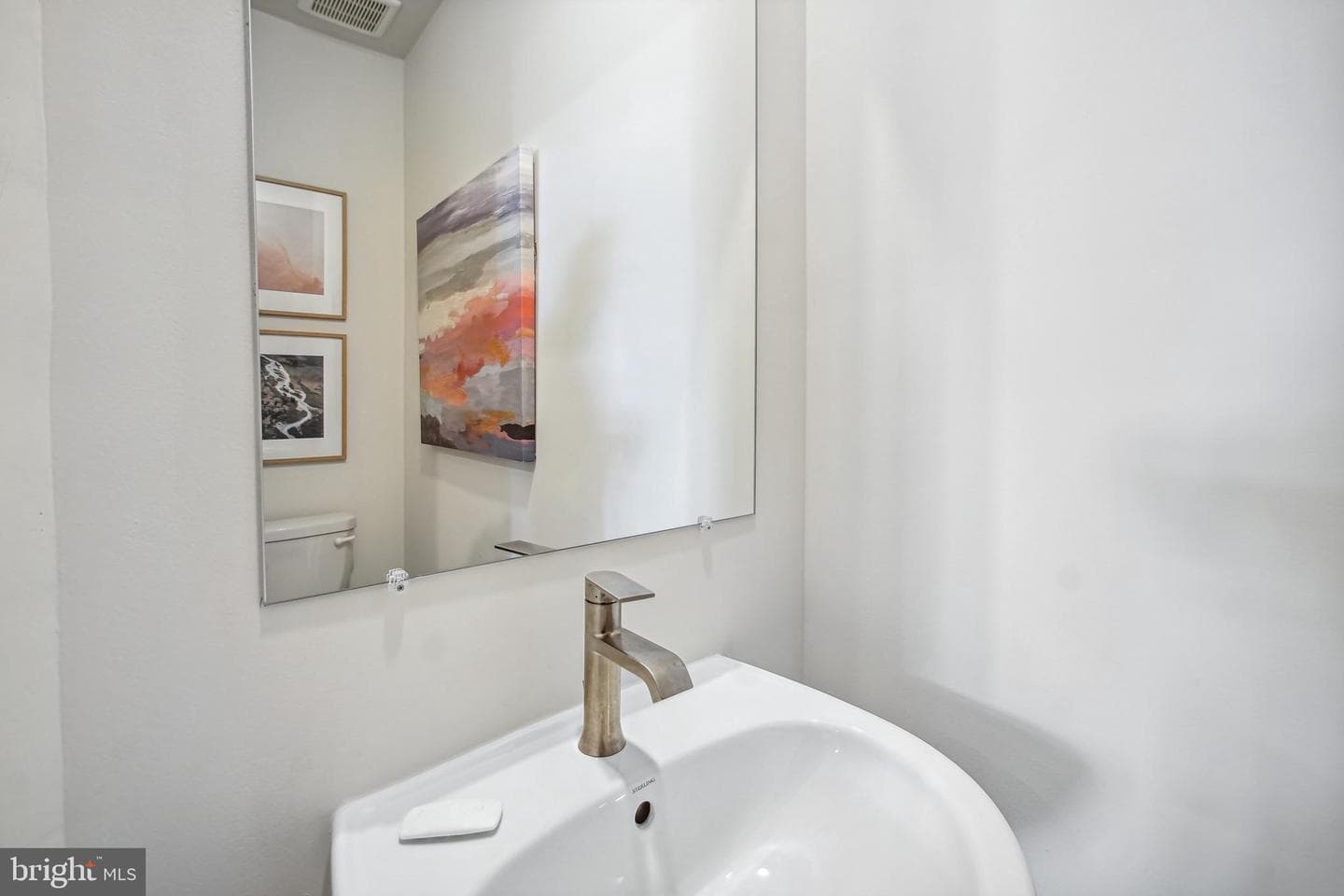 182 Kelly Way photo 31