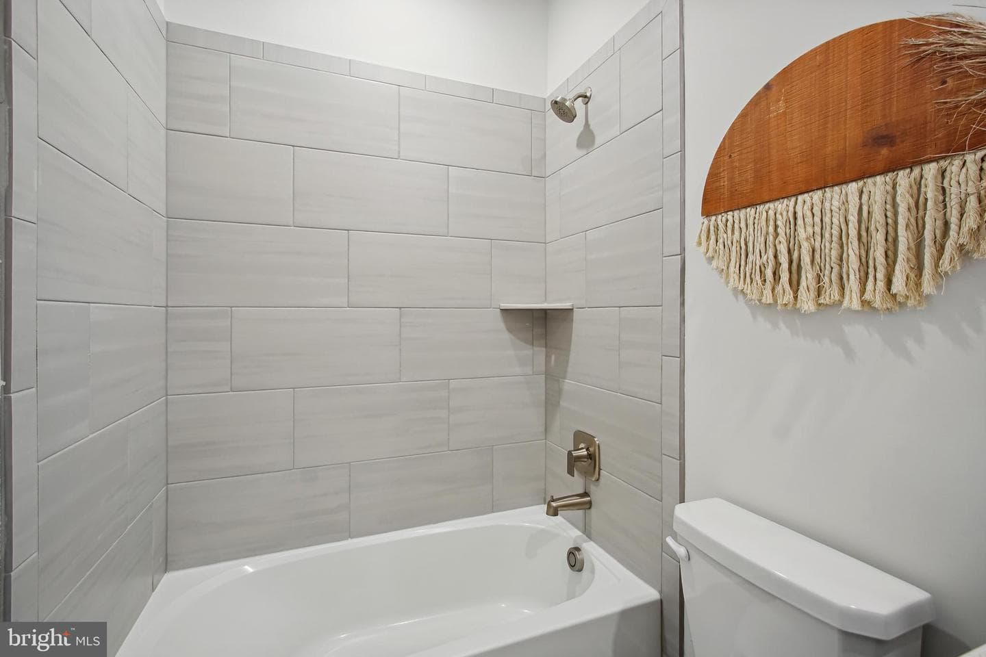 182 Kelly Way photo 43