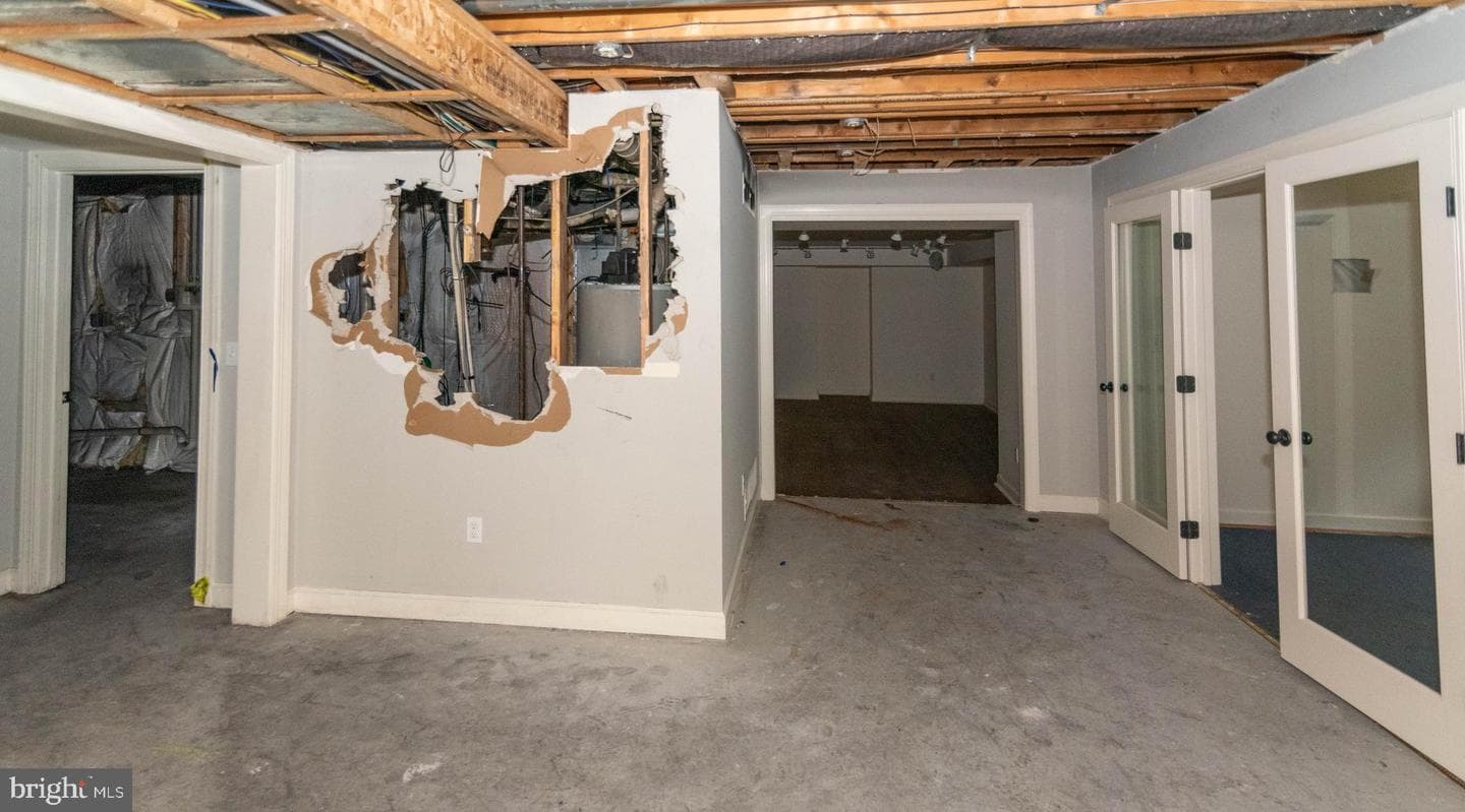 1679 Bullock Circle photo 66