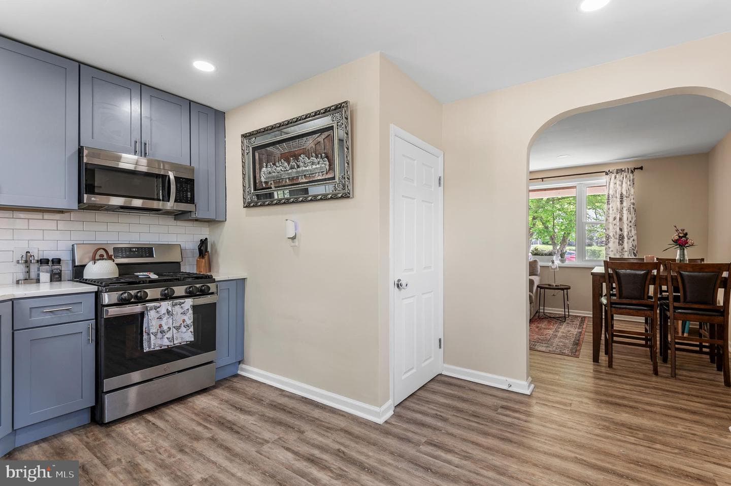 9228 Avondale Road photo 13