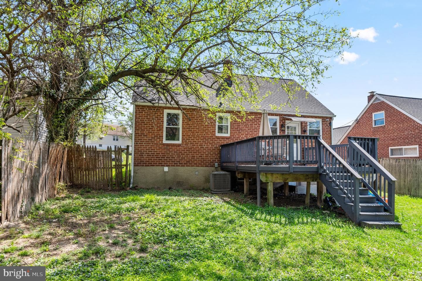 9228 Avondale Road photo 30