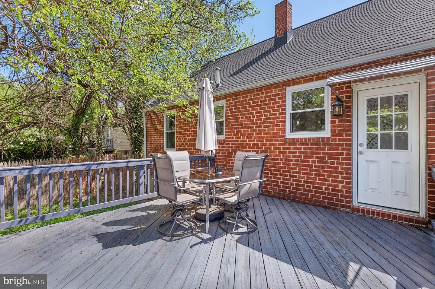 9228 Avondale Road photo 31