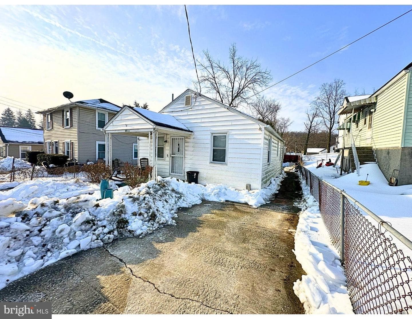 5533 Clifton Avenue photo 2