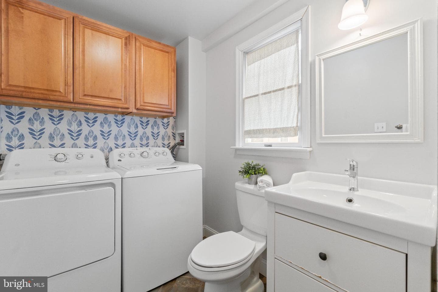 207 Ingleside Avenue photo 9