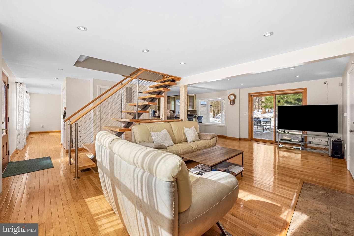 2 Chellis Court photo 9