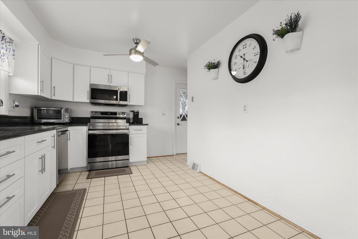 125 Northway Road photo 16