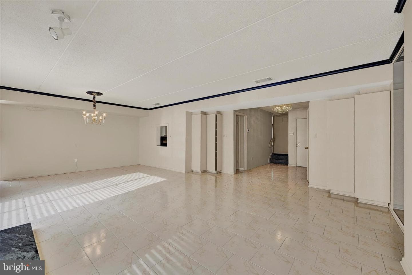 25 Tanner Court #h photo 4