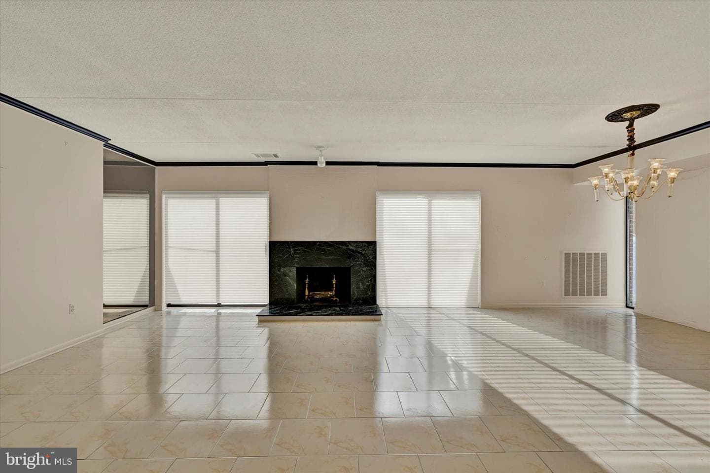 25 Tanner Court #h photo 5