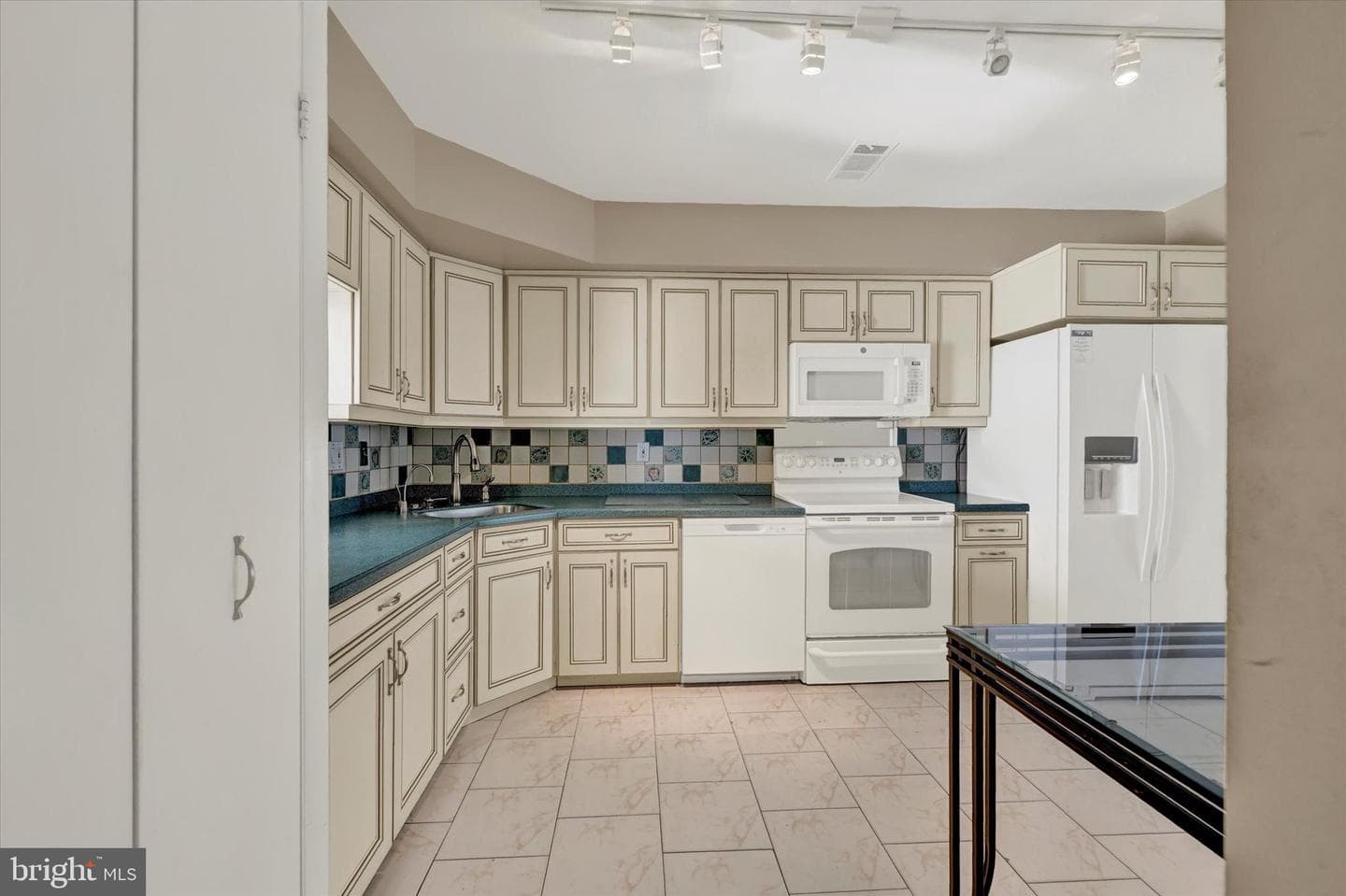 25 Tanner Court #h photo 8
