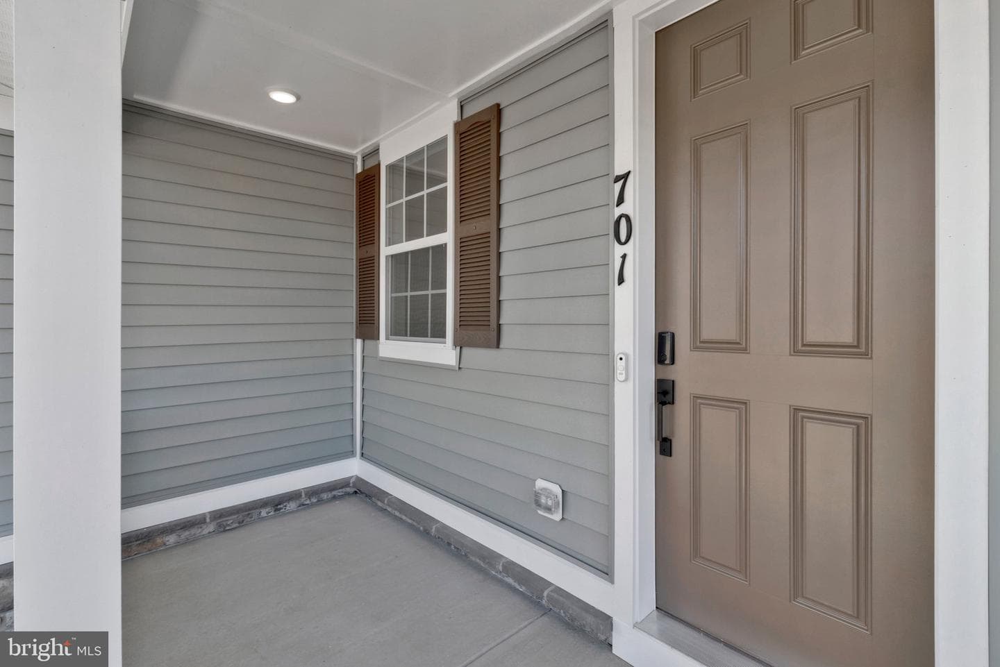701 Pineapple Court photo 4