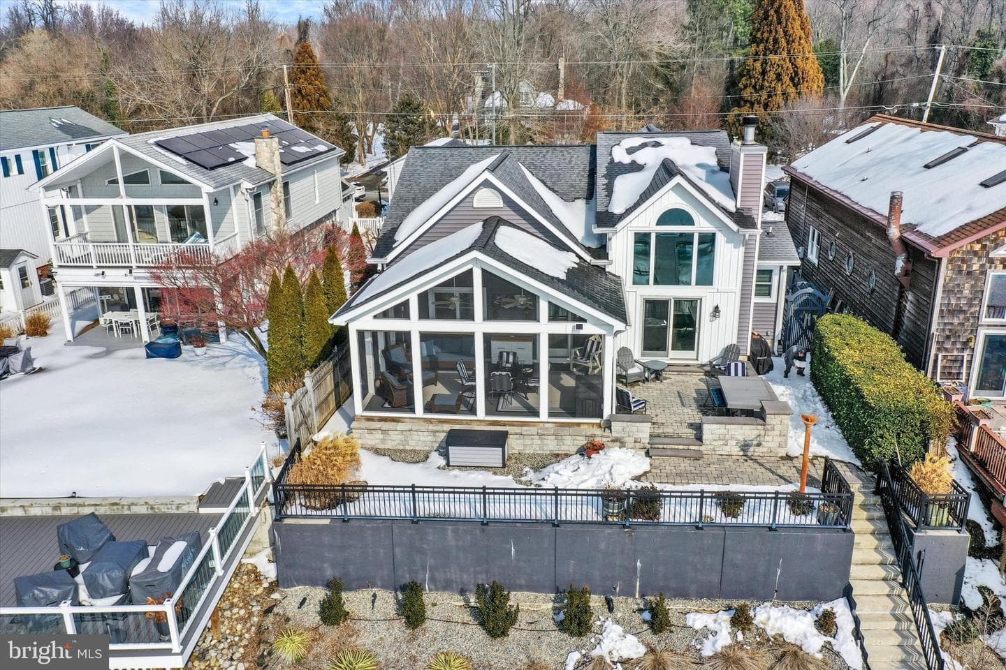 2116 Riverview Road photo 4