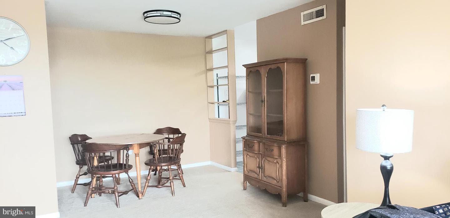 130 Slade Avenue #325 photo 7