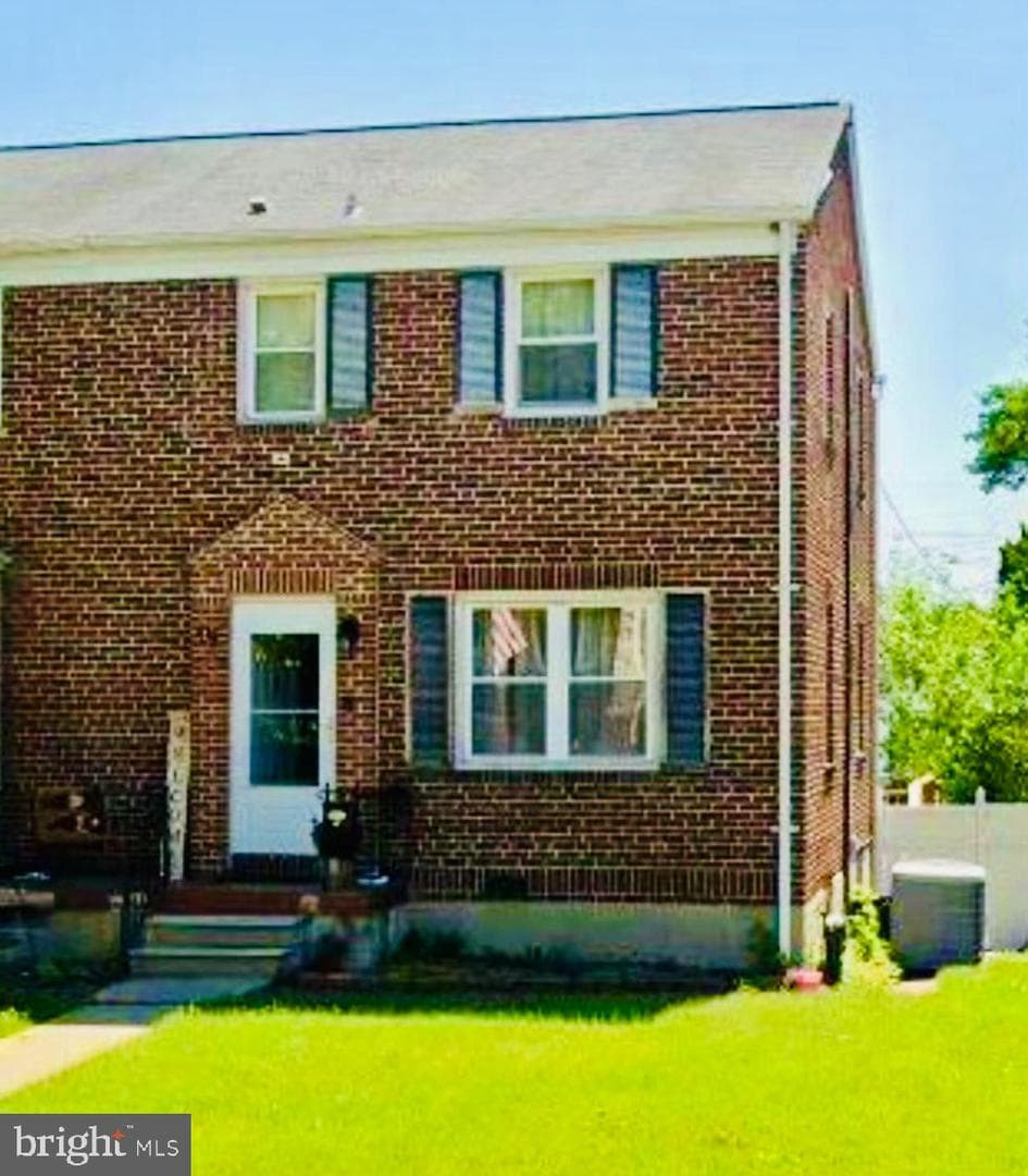 19 Lyndale Avenue photo 1