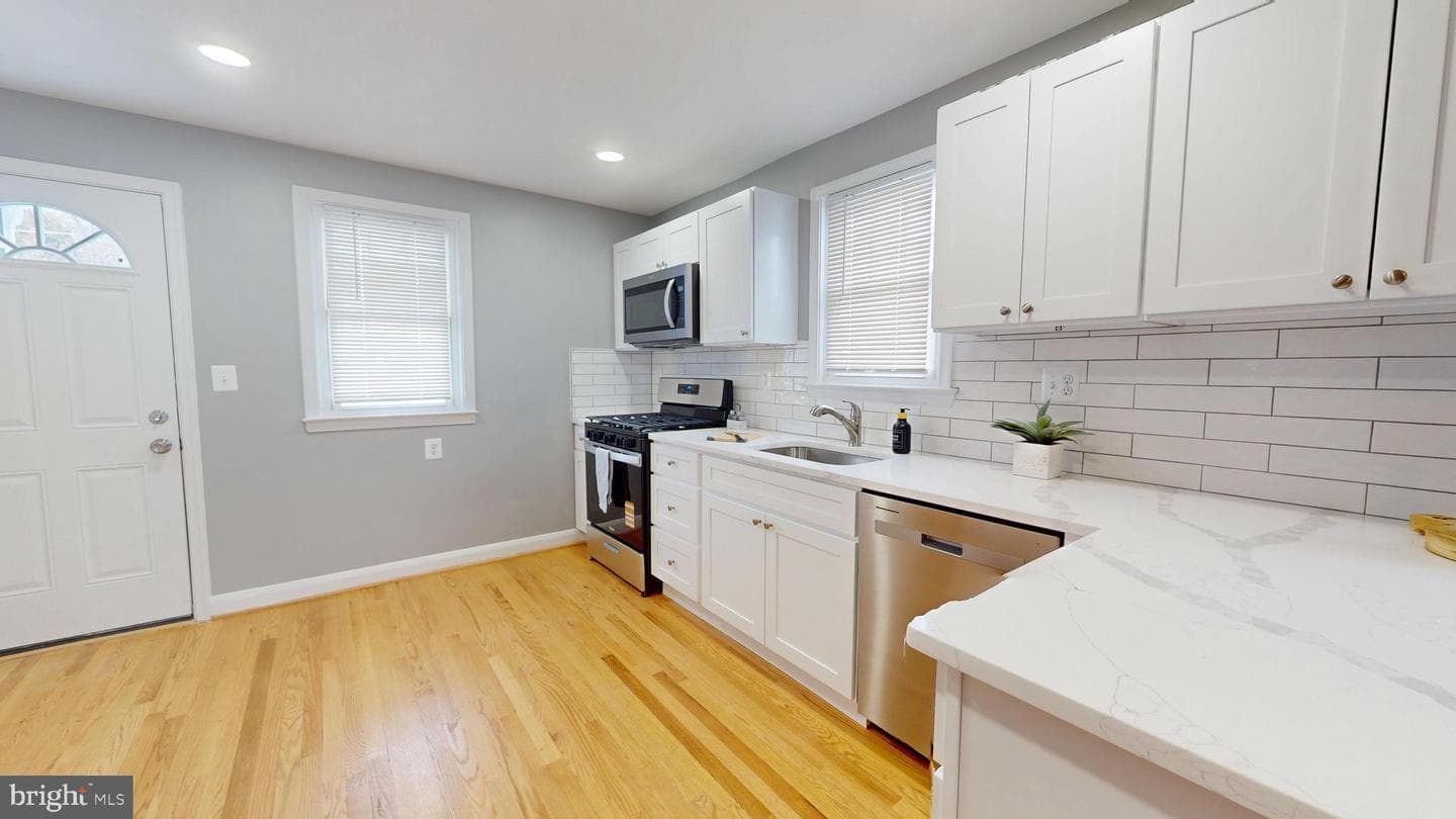3302 Garnet Road photo 8