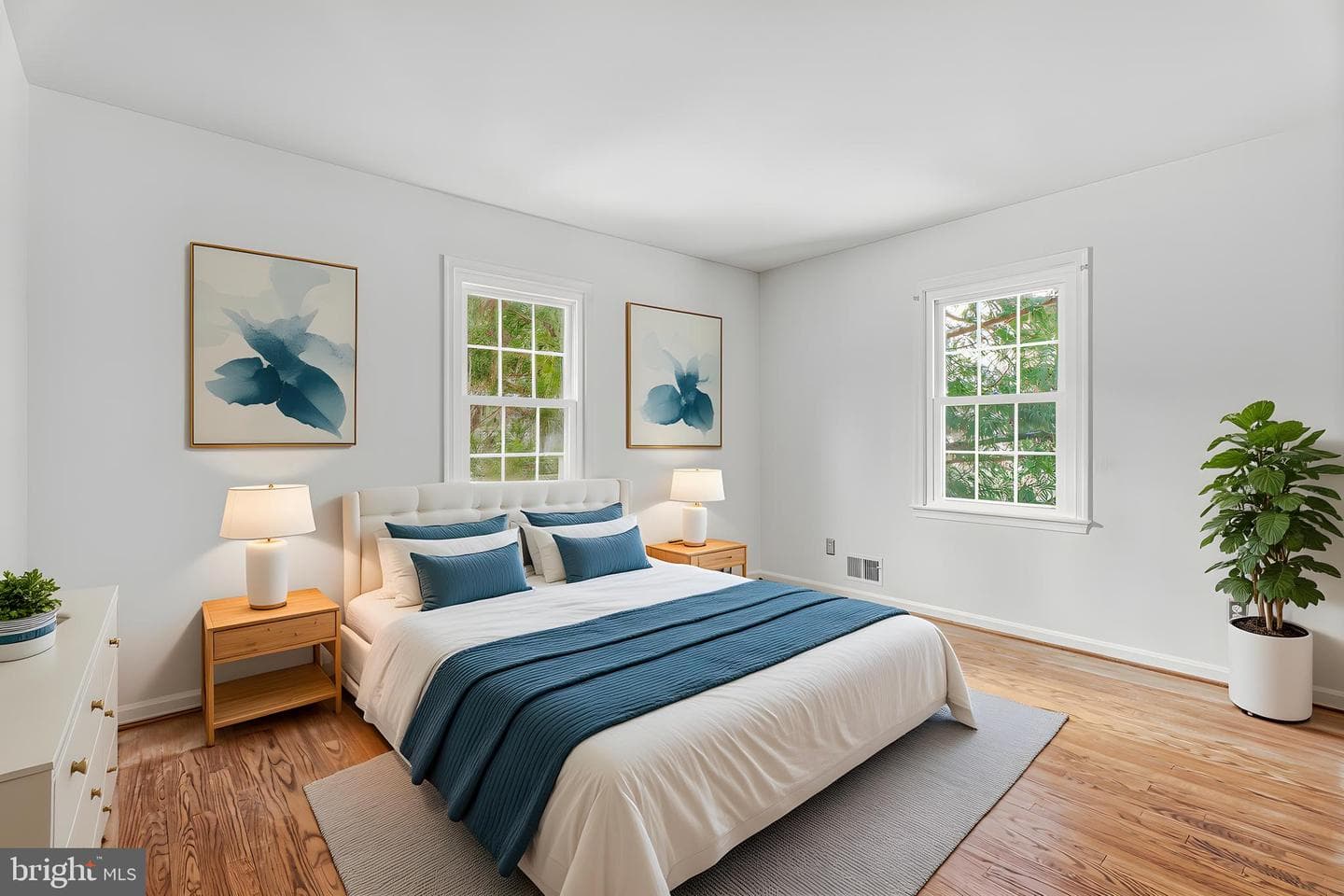 5 Holly Berry Court photo 41