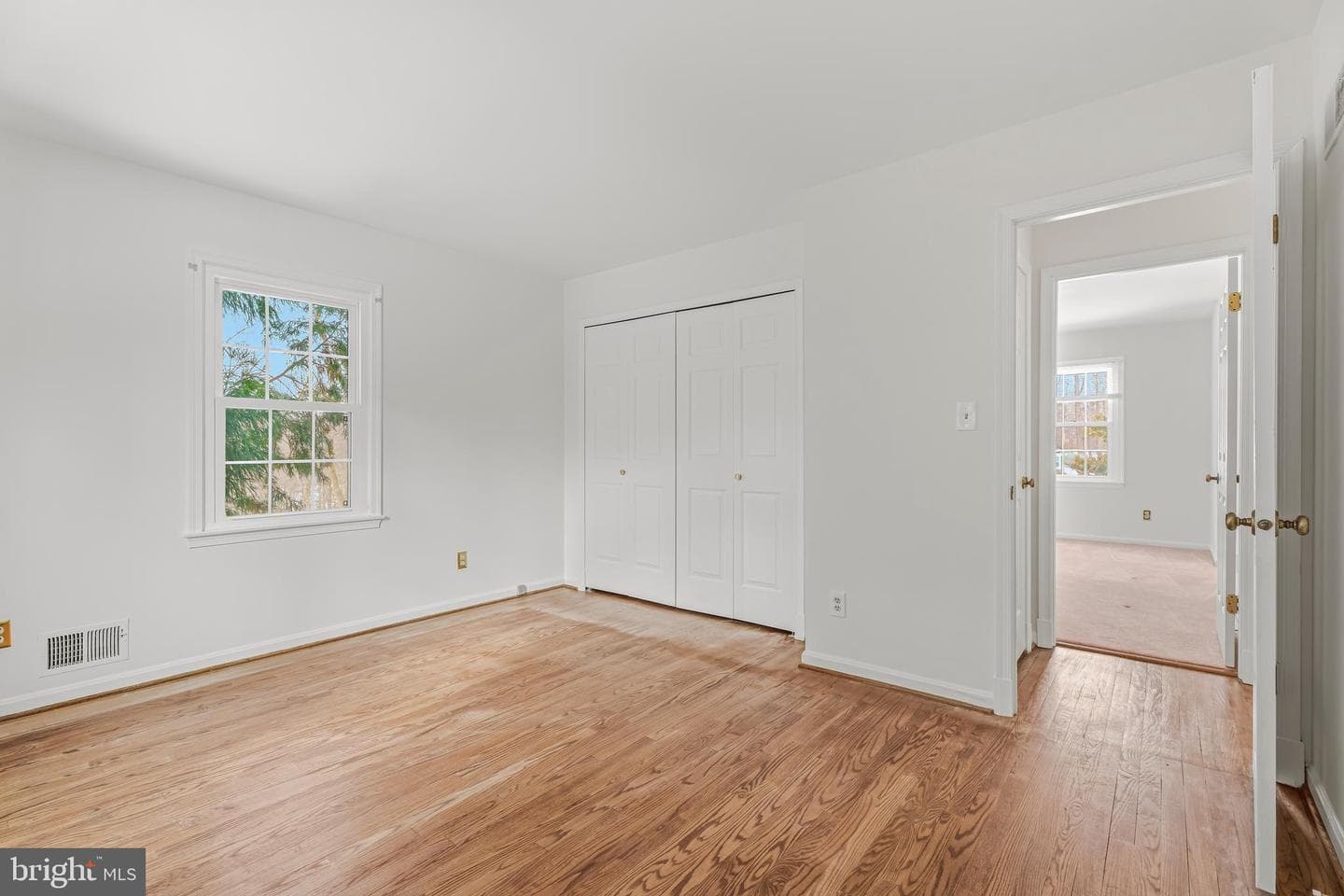 5 Holly Berry Court photo 43