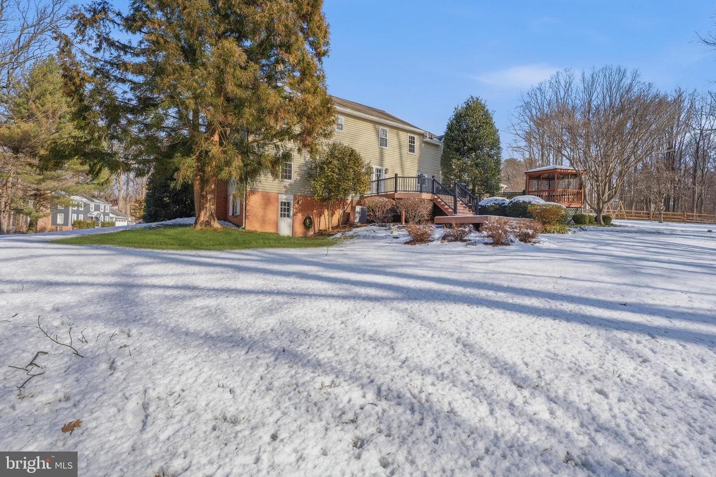5 Holly Berry Court photo 64
