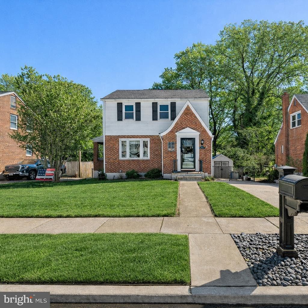8109 Woodhaven Road