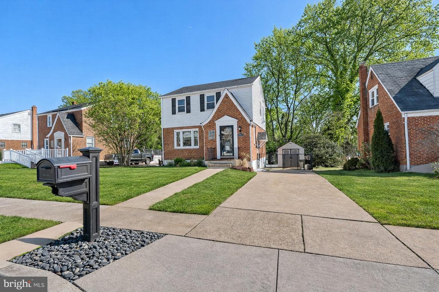 8109 Woodhaven Road photo 25