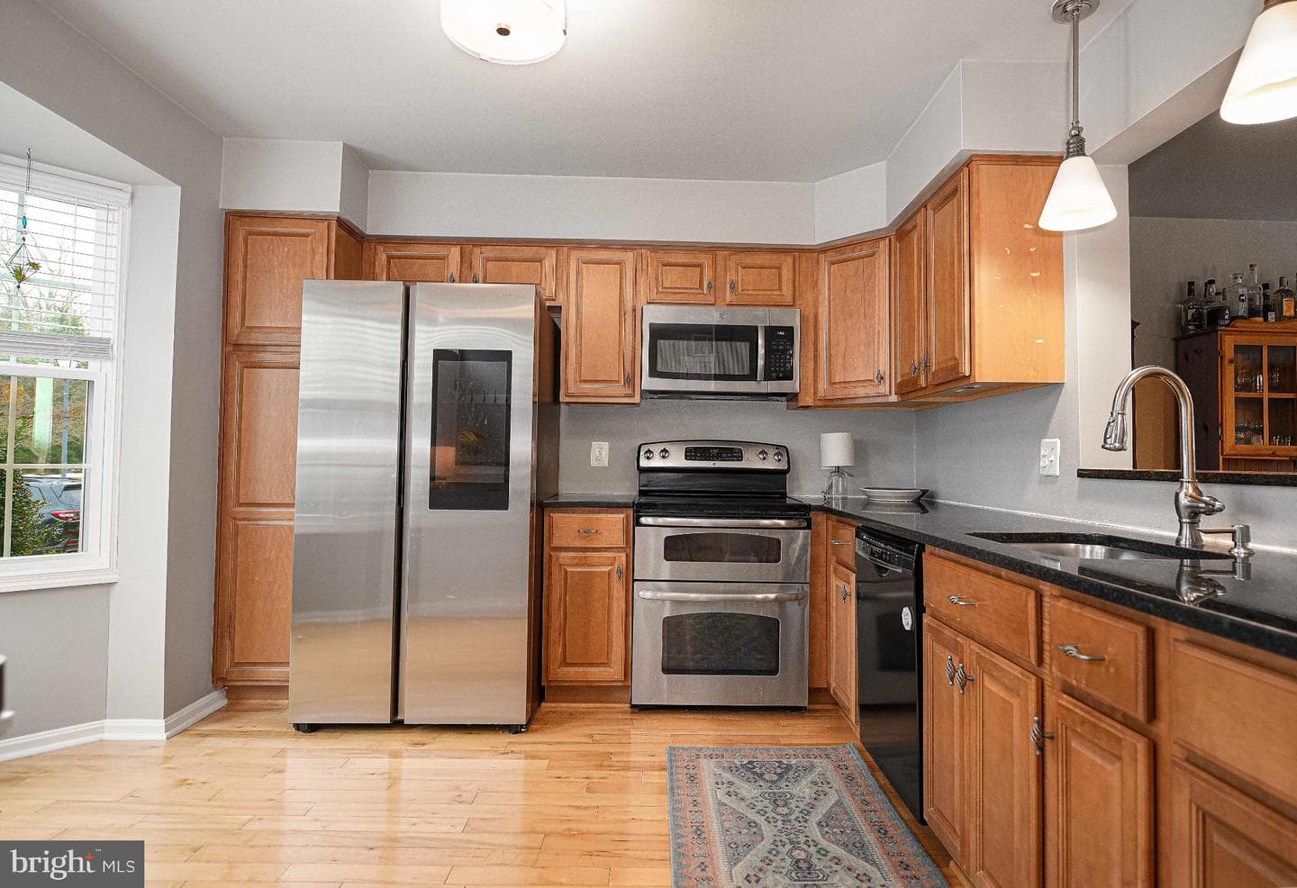 8022 Upperfield Lane photo 9