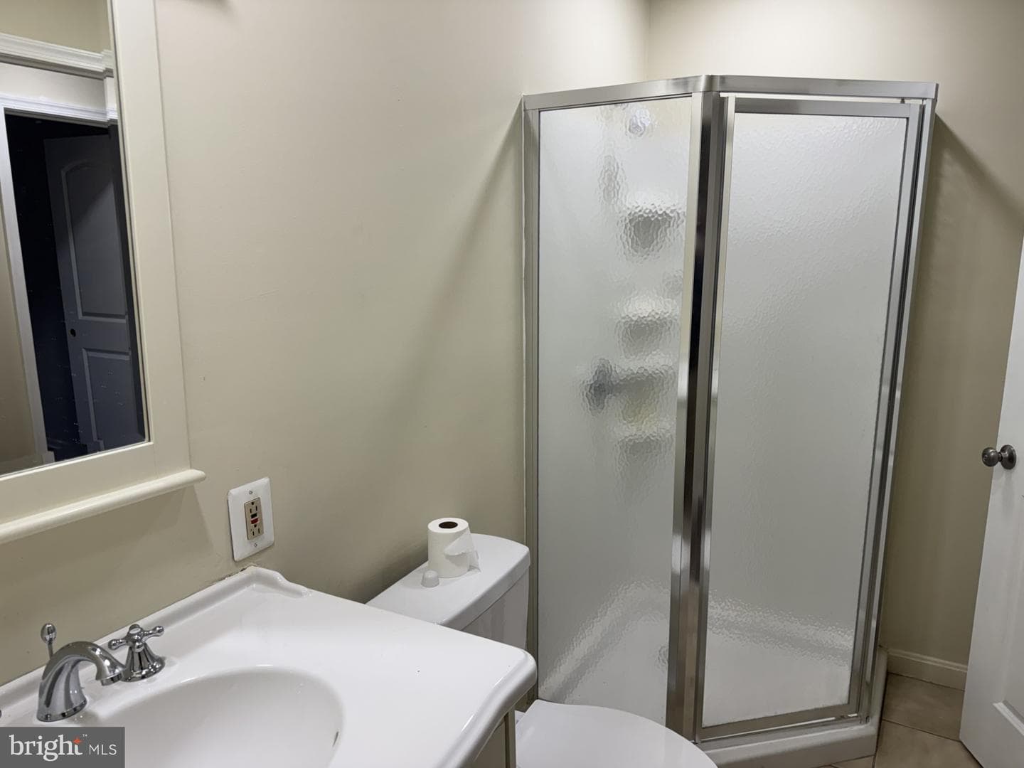 224 E Burke Avenue photo 26
