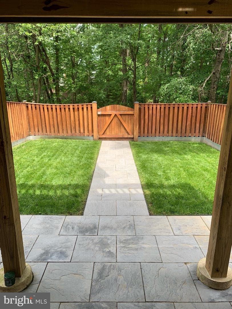 6 Campton Court photo 22
